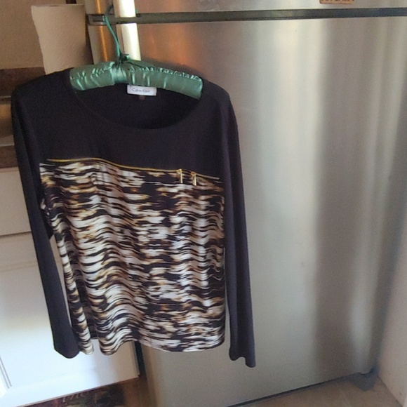 Top - Picture 4 of 4